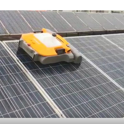 Brushing PV Cleaning Robot Maximaal 300m2 / h 350KW / dag 5H Reiniging